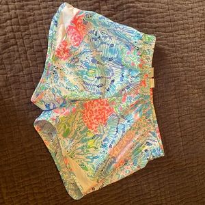 Lilly Pulitzer Luxletic 4” short